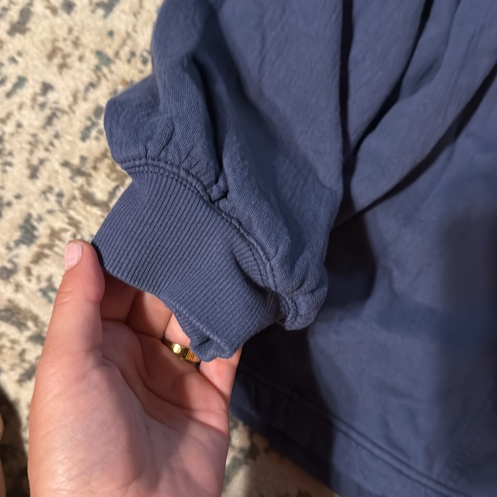 American Eagle Pullover - image 4